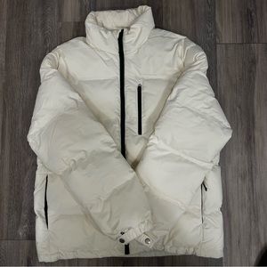 H&M Puffer Water repellent jacket in white